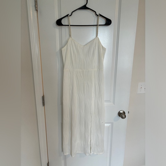 Rihoas The Wave Textured Pearl Strap Midi Dress - Picture 2 of 7